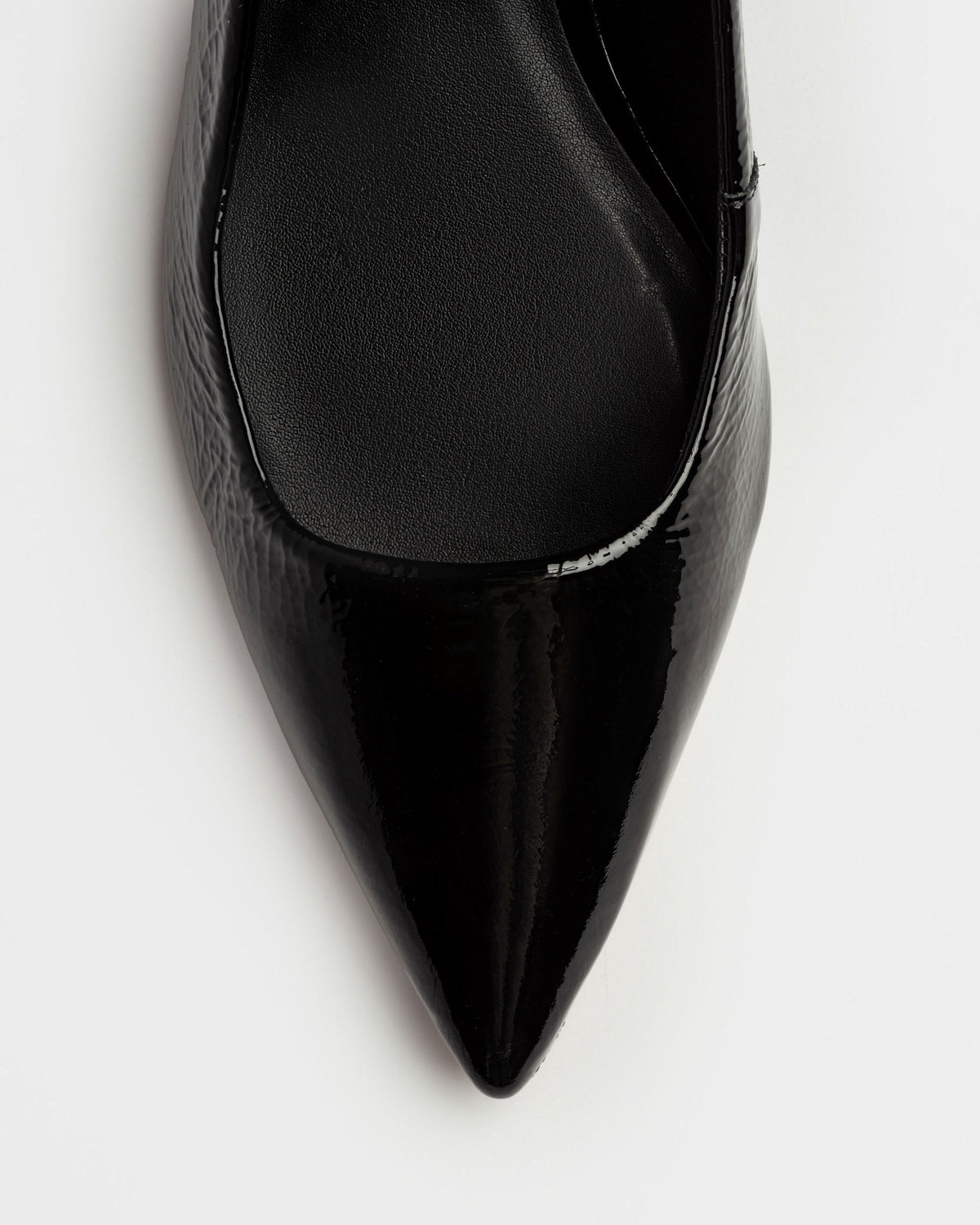 Stiletto Marga en cuero charol arrugado