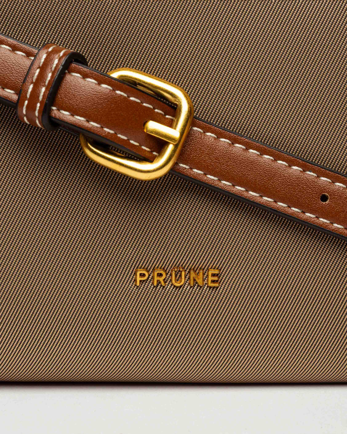 Cartera de mano Wind en nylon