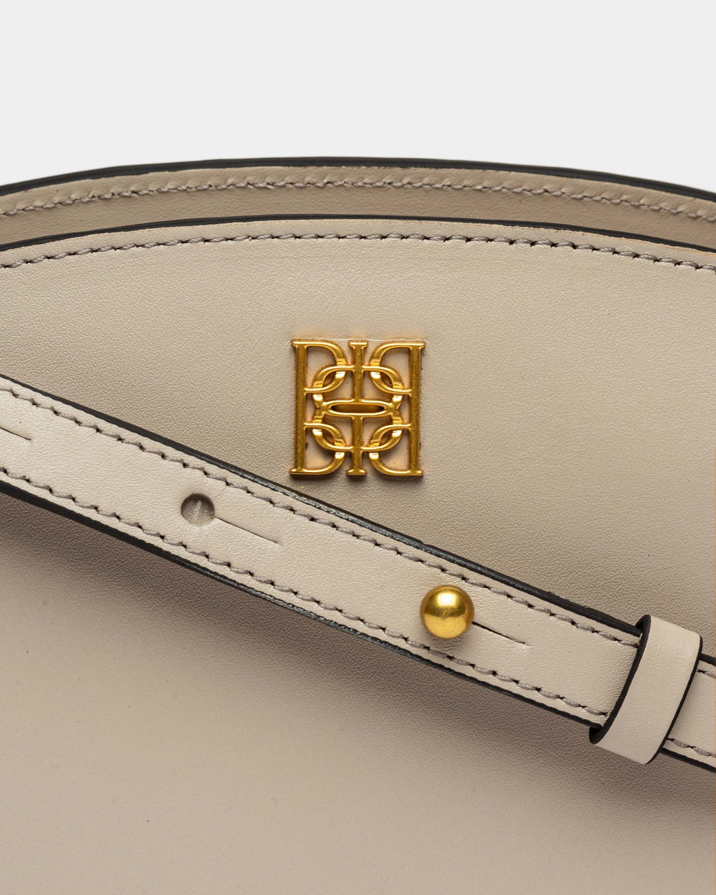 Cartera al hombro Lunette en cuero vaquita