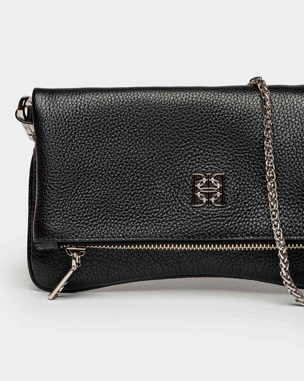 Mini bag Curve en cuero graneado