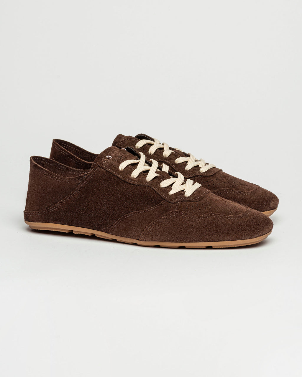 Sneaker Celeste en cuero gamuza