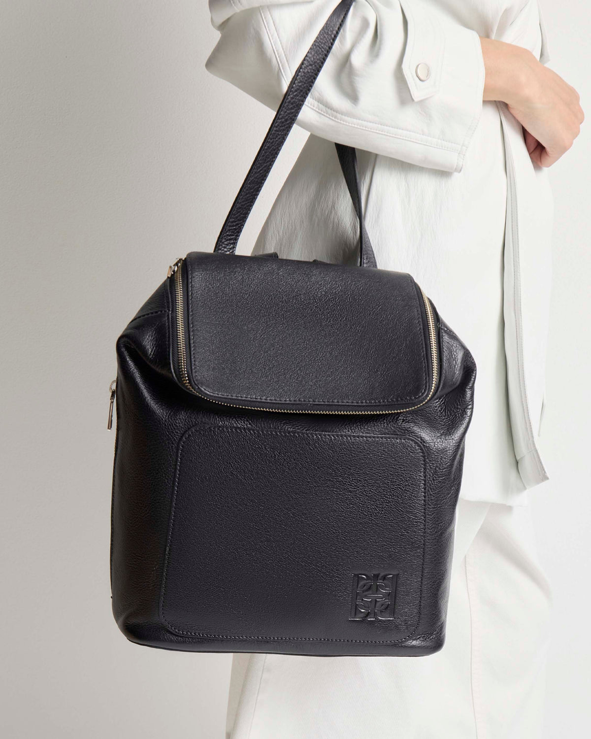 Mochila Mashenka en cuero liso