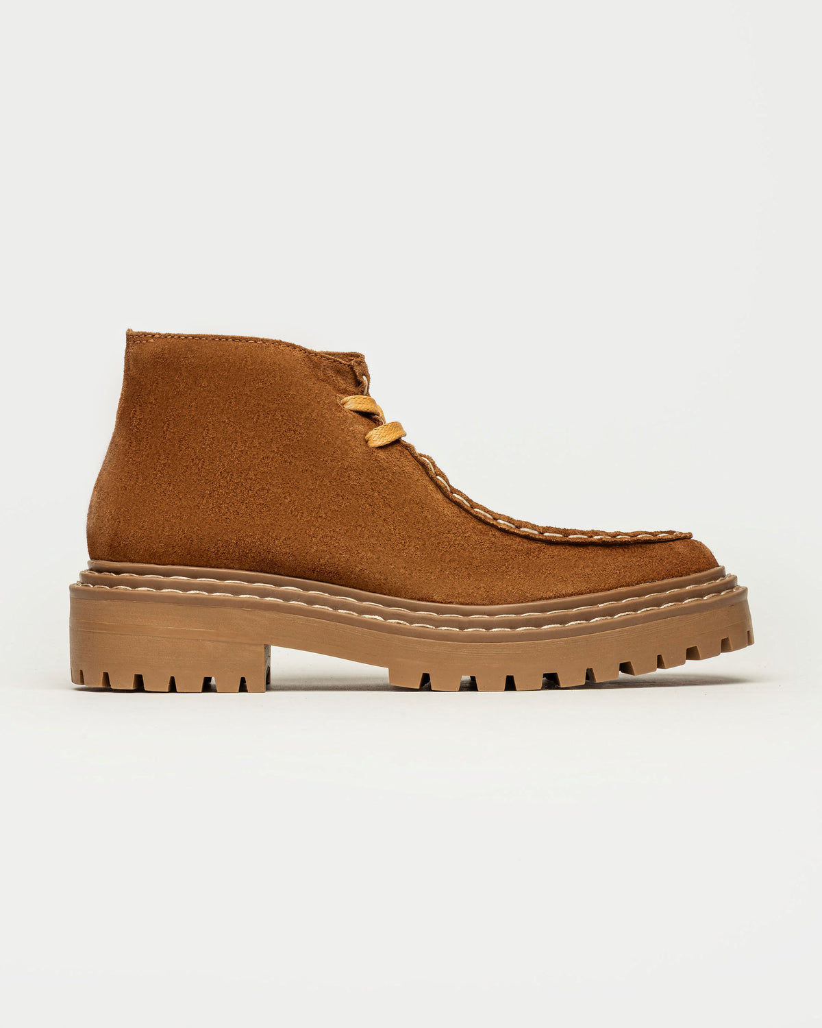Borcego James en gamuza