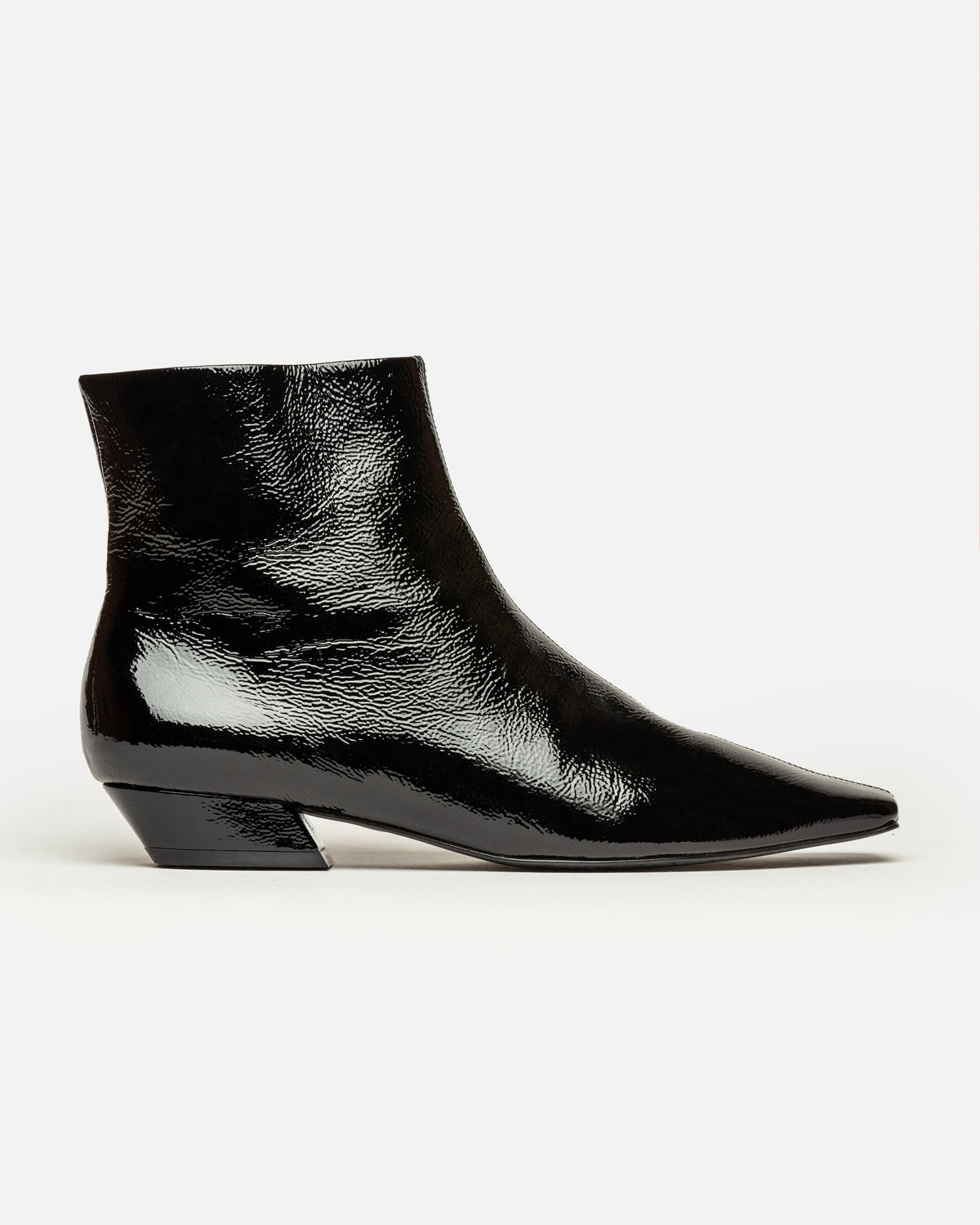 Bota caña baja Ronnie en cuero gloss