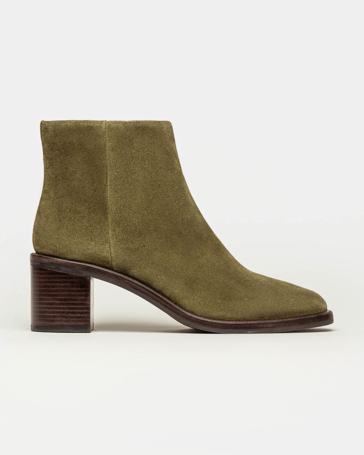 Bota caña baja Simone en gamuza