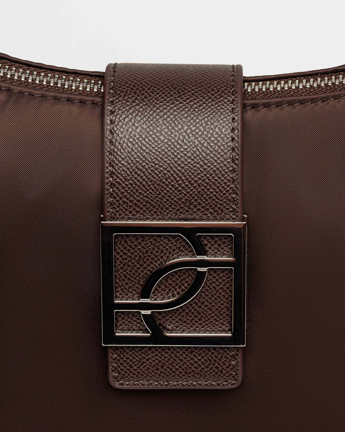 Bolso Signature en nylon