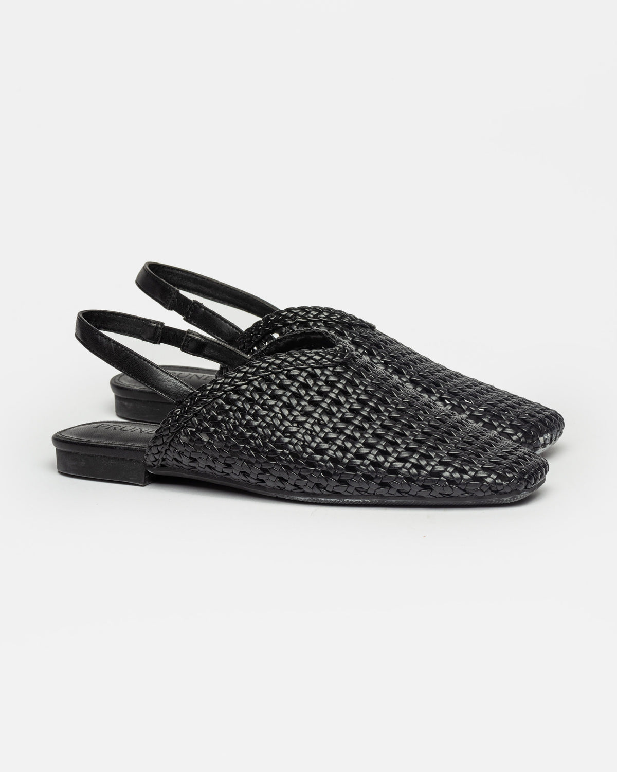 Mule Perla en efecto cuero liso