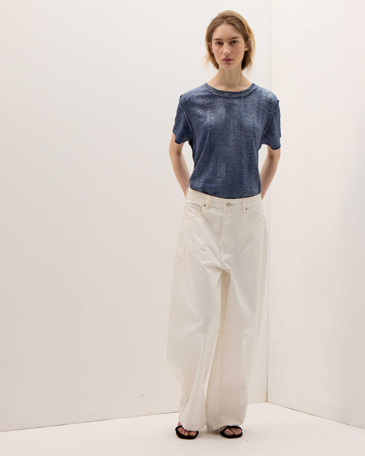 Remera Alba