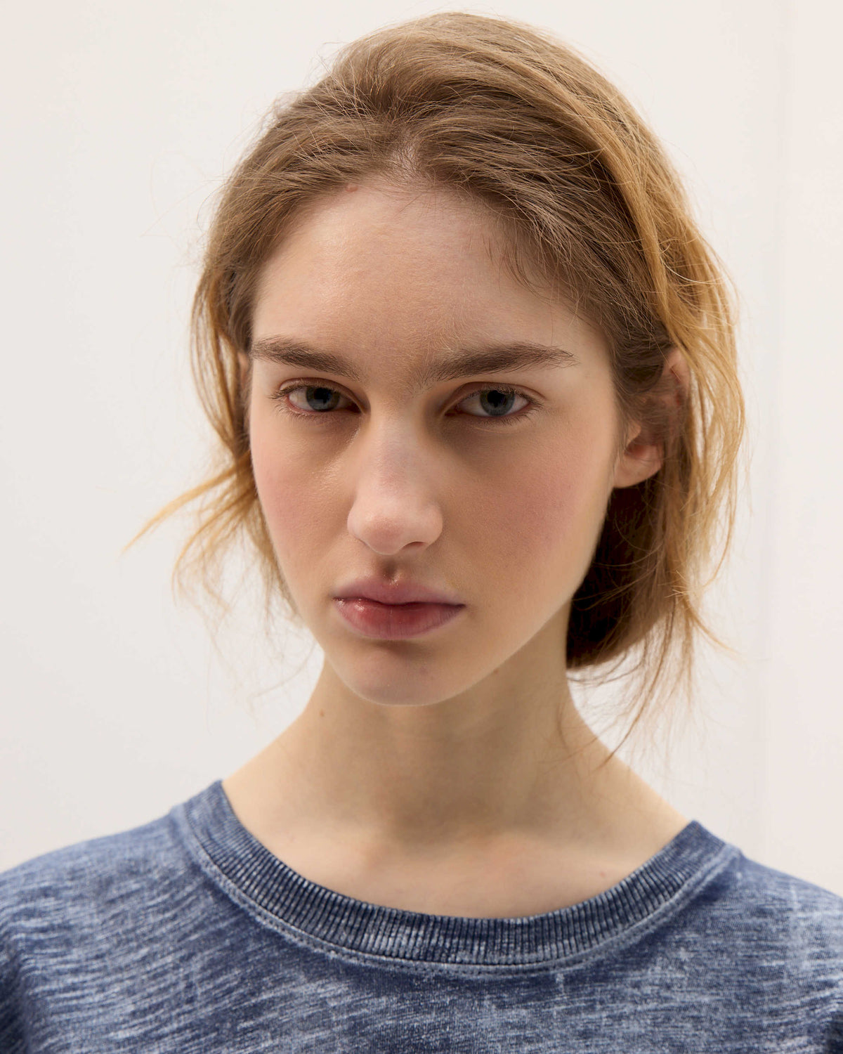 Remera Alba