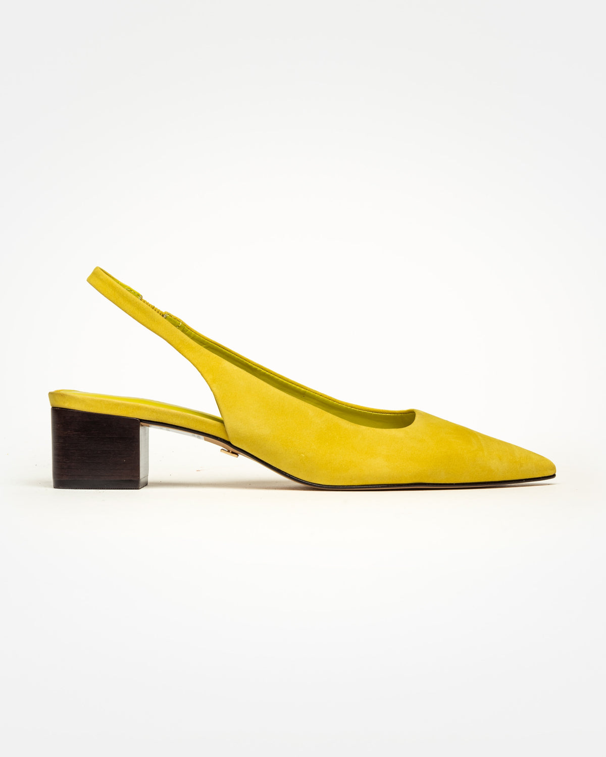 Stiletto Marga en cuero nobuk
