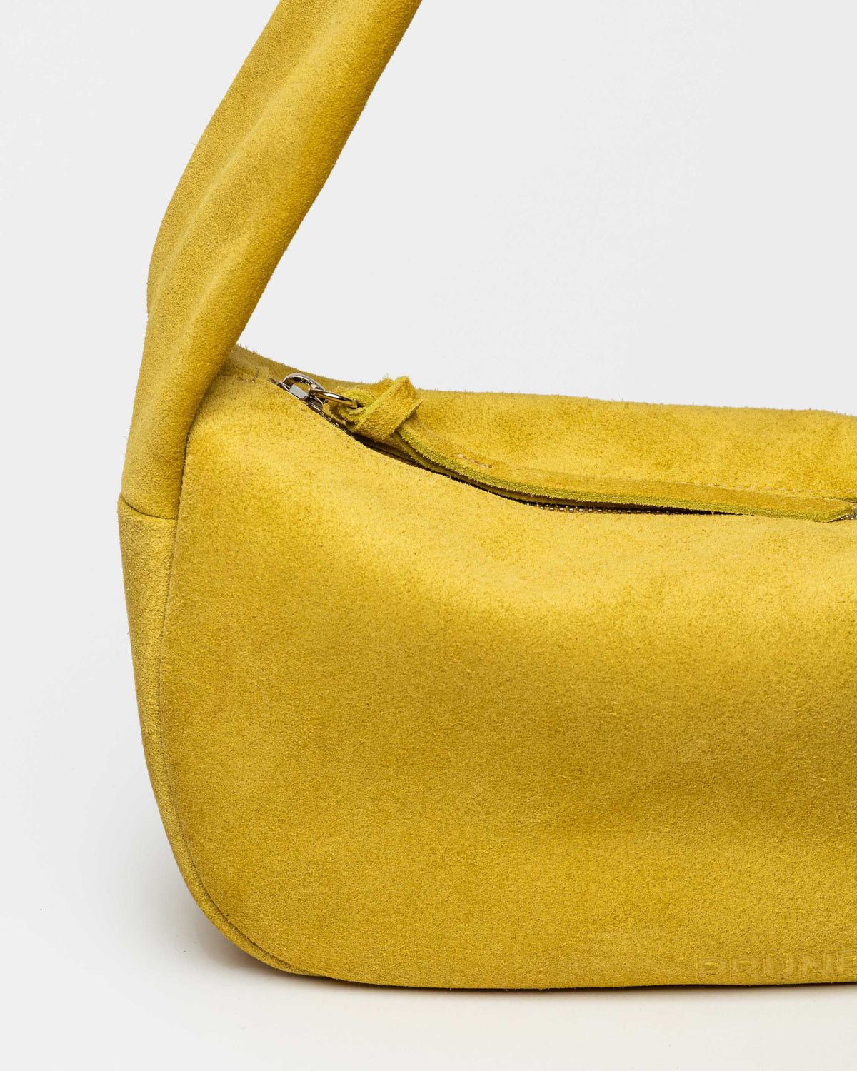 Cartera al hombro Nicky en cuero gamuza