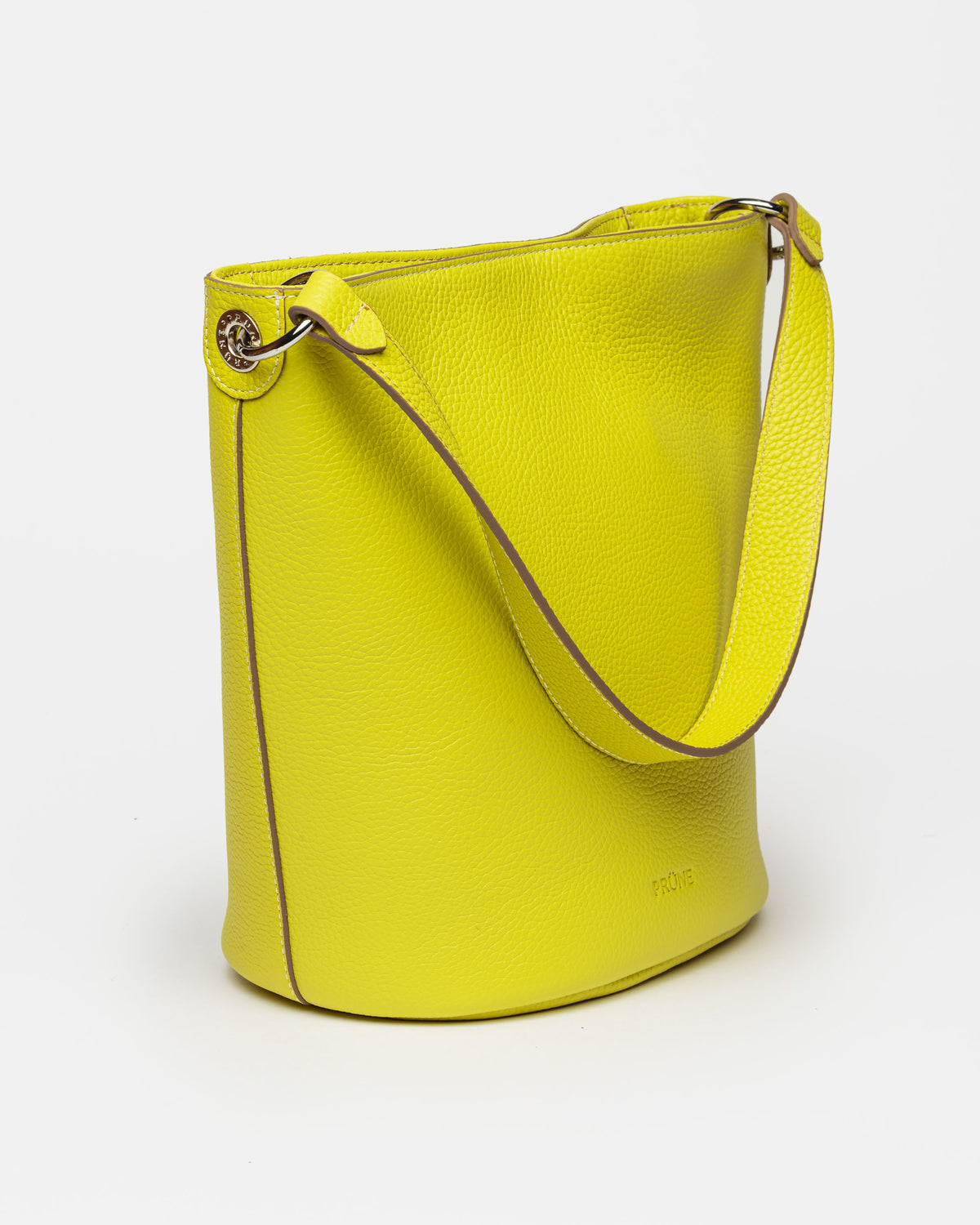 Cartera al hombro Anya en cuero graneado