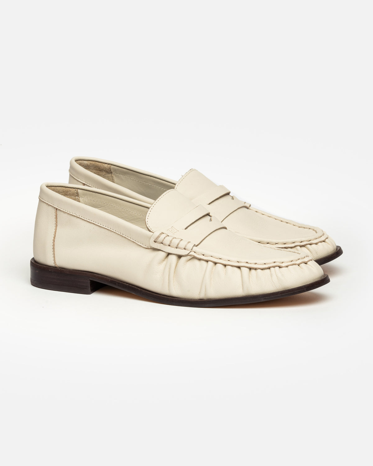 Mocasín Hans en cuero liso
