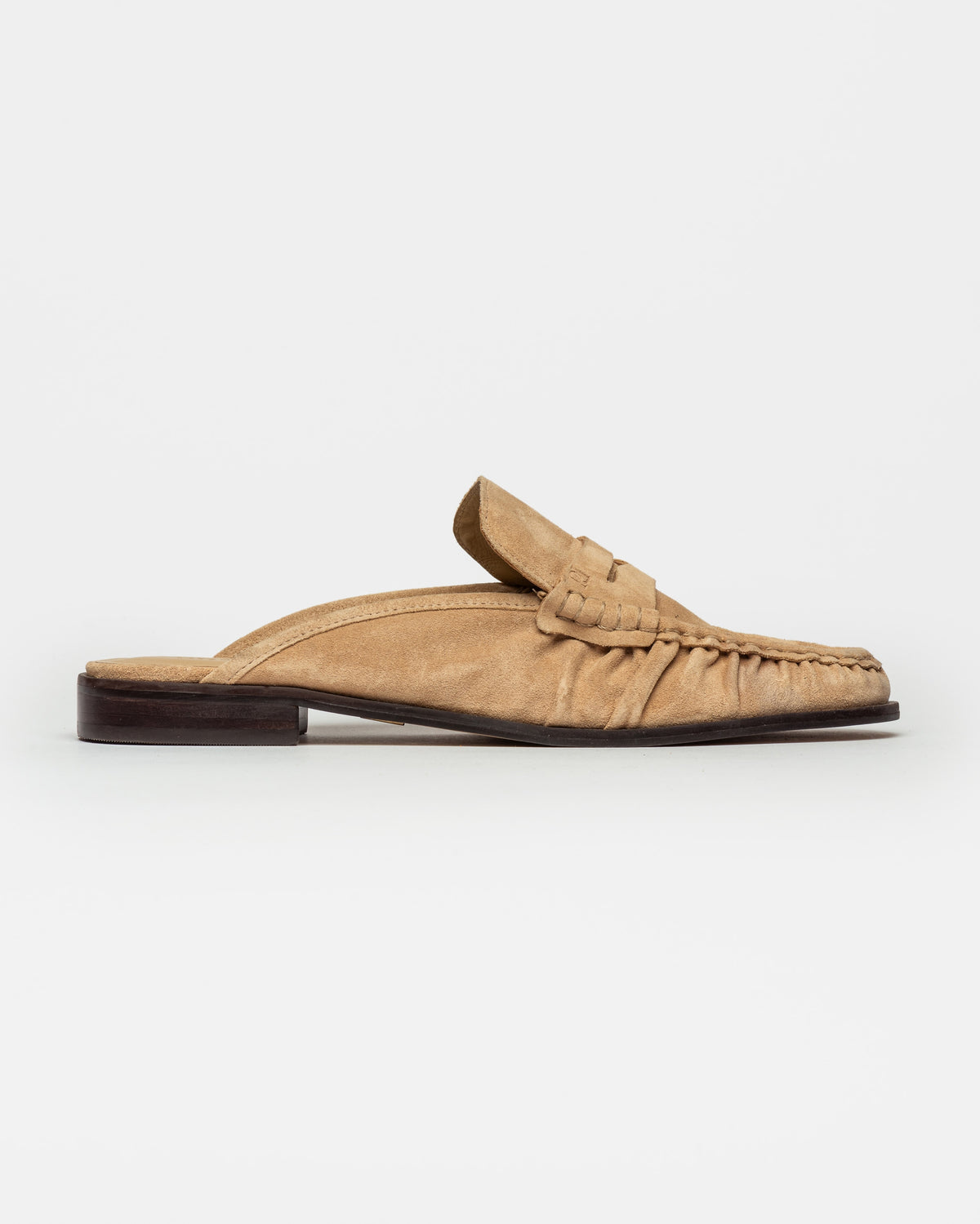 Mule Hans en cuero gamuza