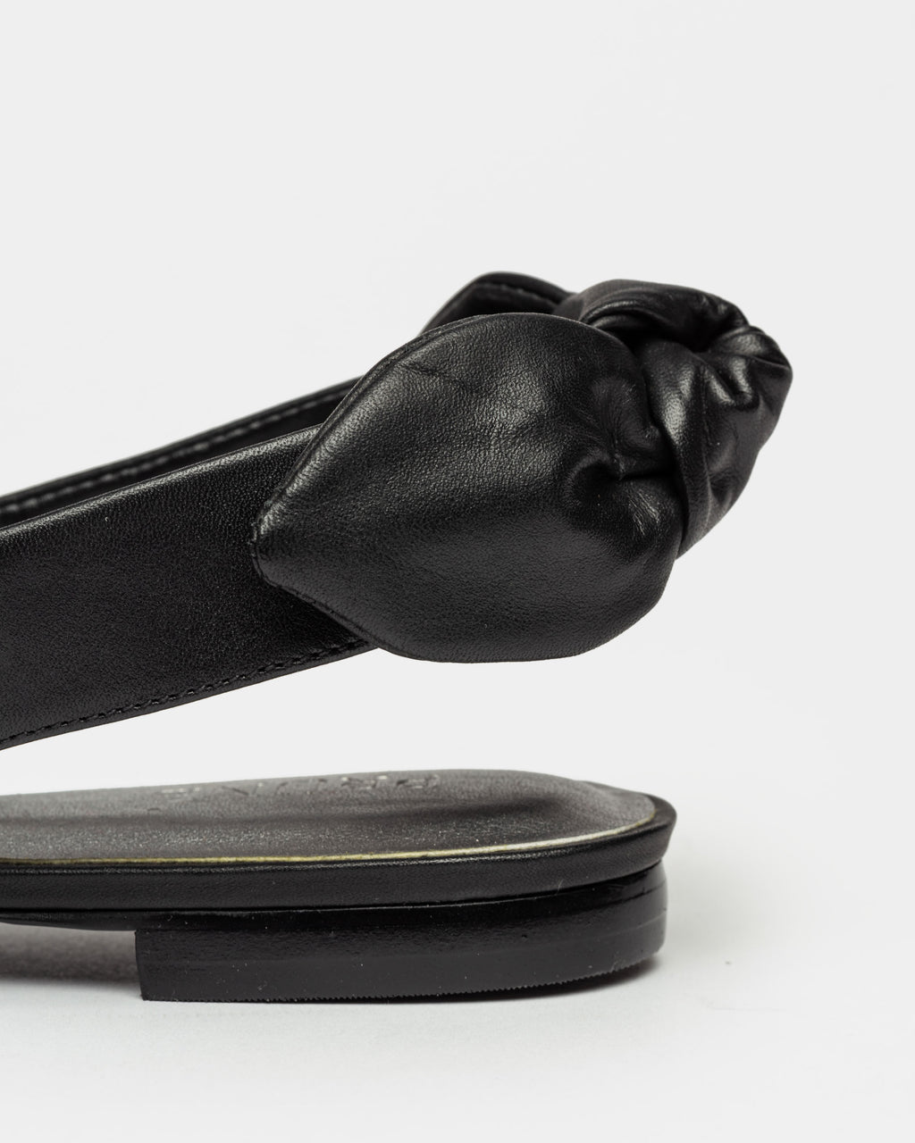 Mule Claire en cuero liso
