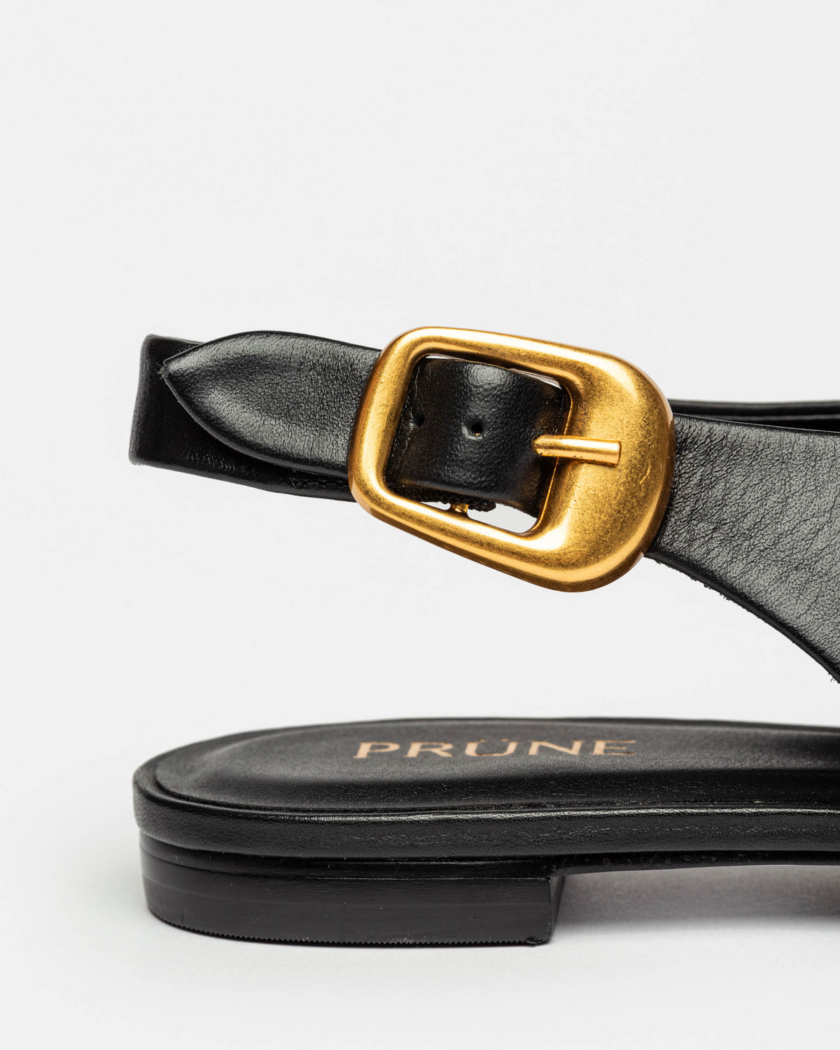 Mule Camelia en cuero liso