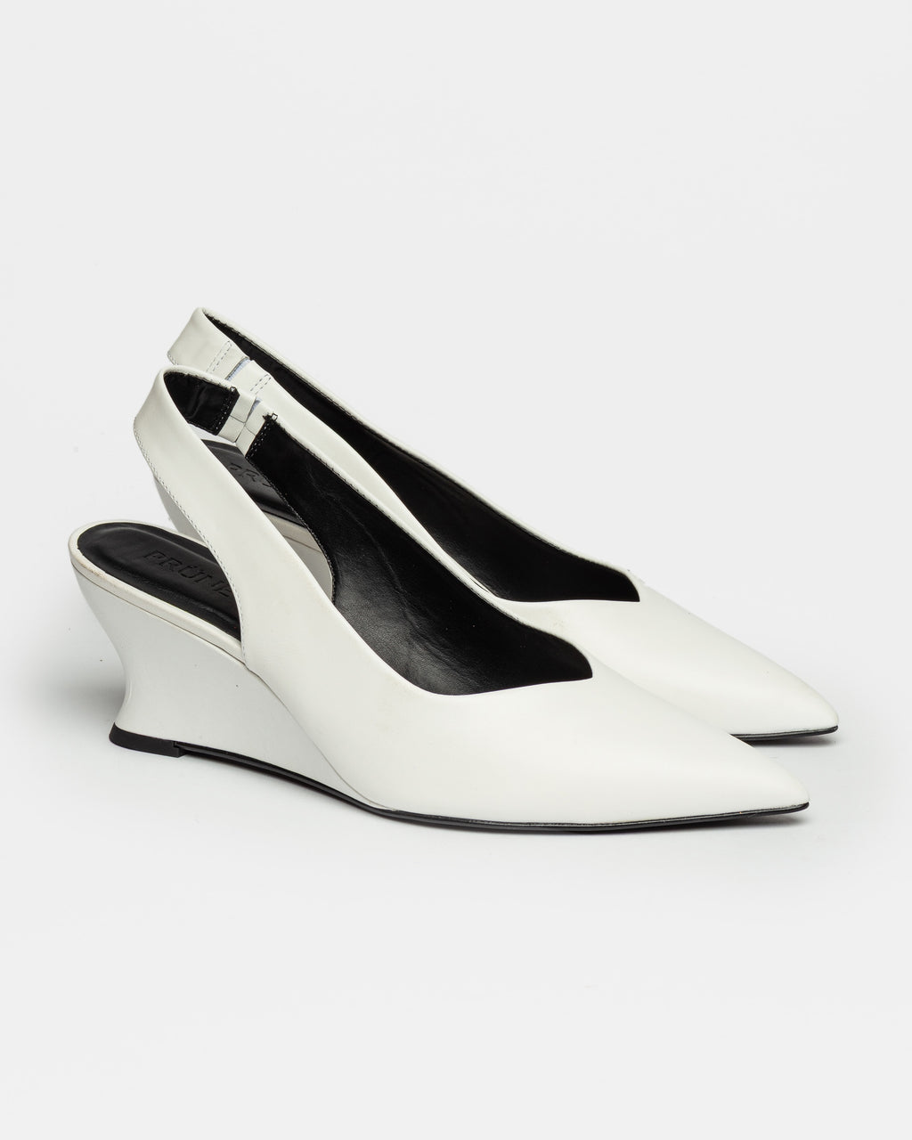 Stiletto Bianca en cuero liso
