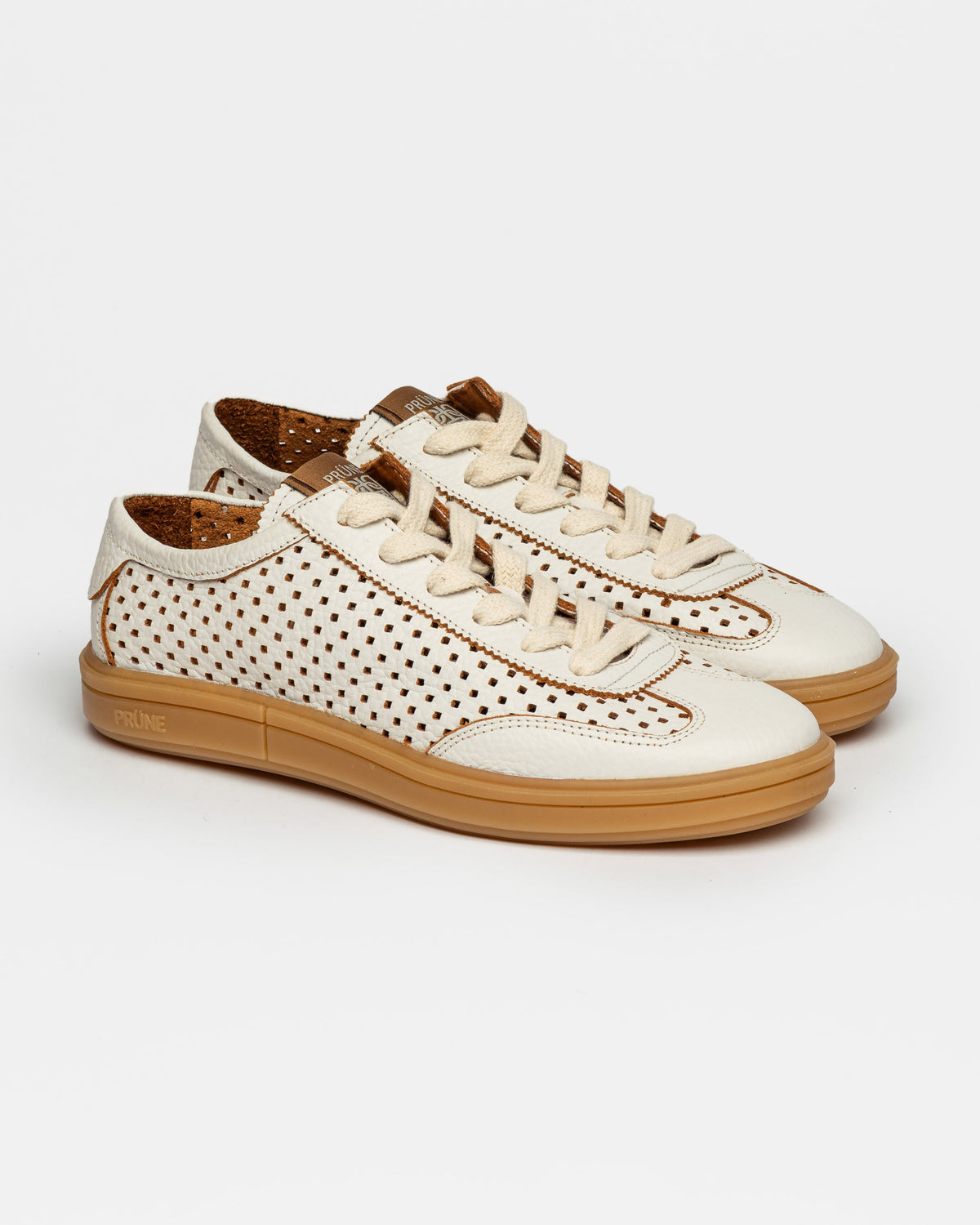 Sneaker Lauren en cuero graneado