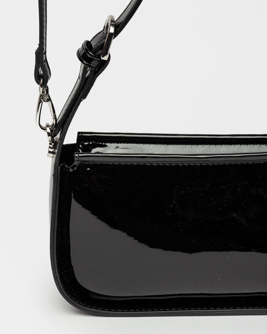Mini bag Leaf en efecto cuero charol
