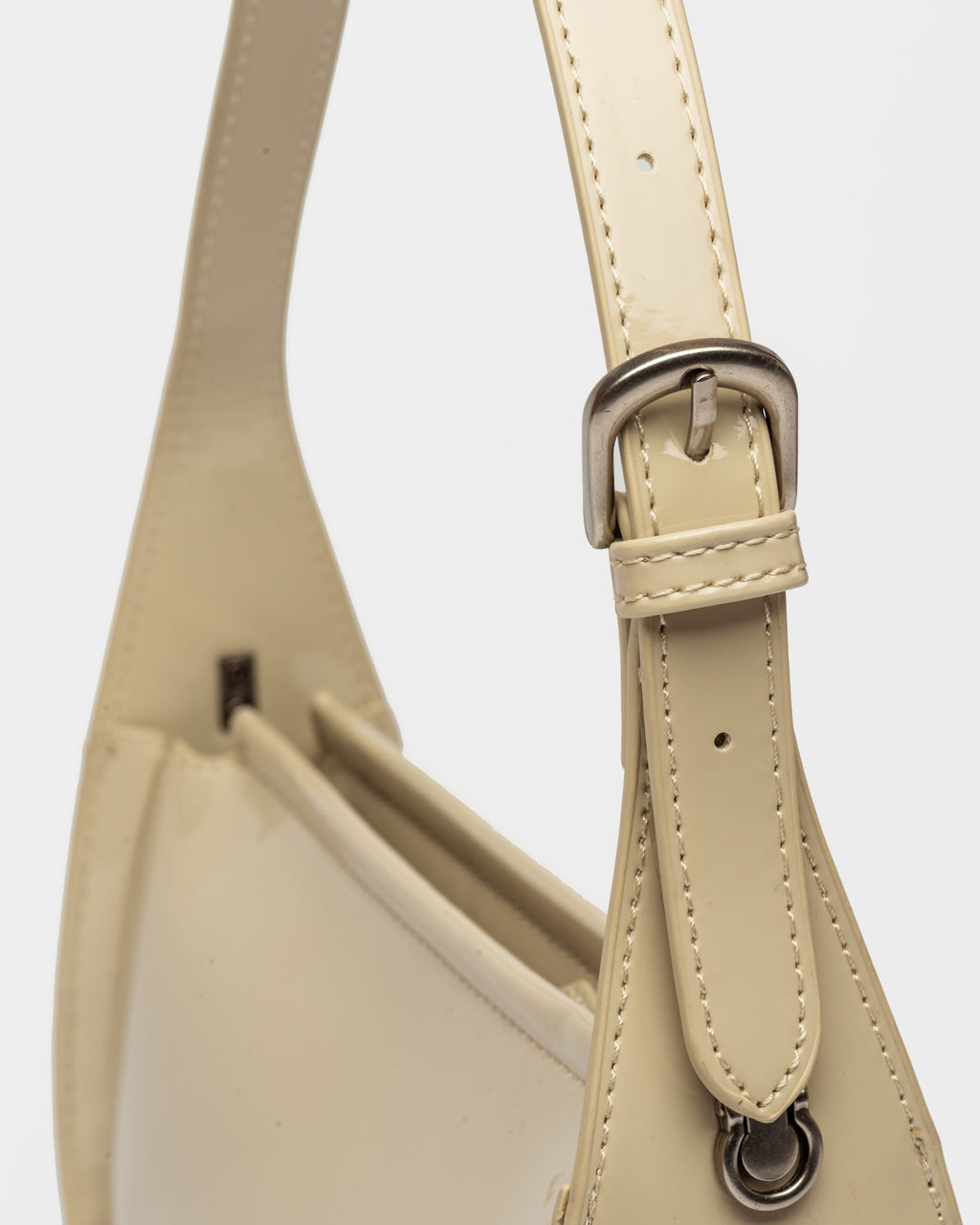 Mini bag Leaf en efecto cuero charol