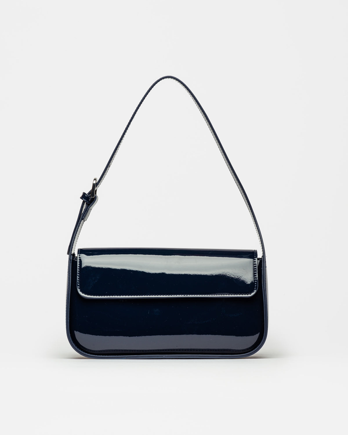 Cartera al hombro Leaf en efecto charol